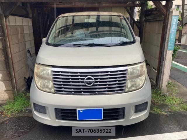 Nissan ELGRAND 2005-10 8741922-0