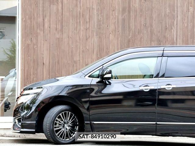 Nissan ELGRAND 2016-10 8741917-9