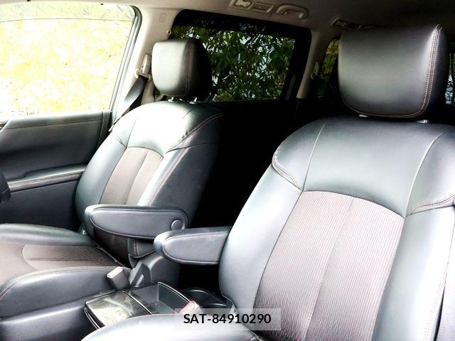 Nissan ELGRAND 2016-10 8741917-24