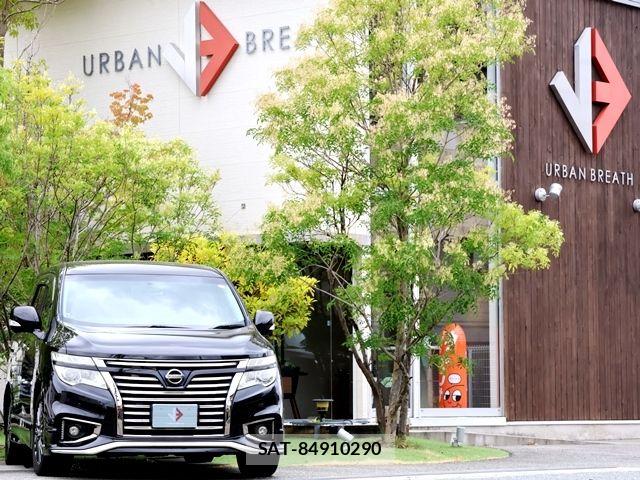 Nissan ELGRAND 2016-10 8741917-5