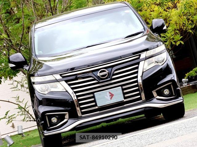 Nissan ELGRAND 2016-10 8741917-6