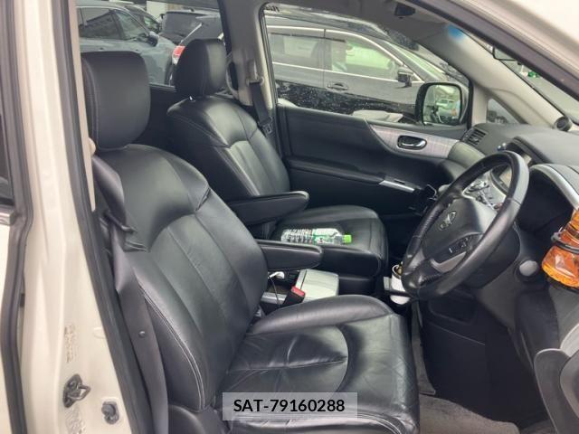 Nissan ELGRAND 2014-05 8741919-12