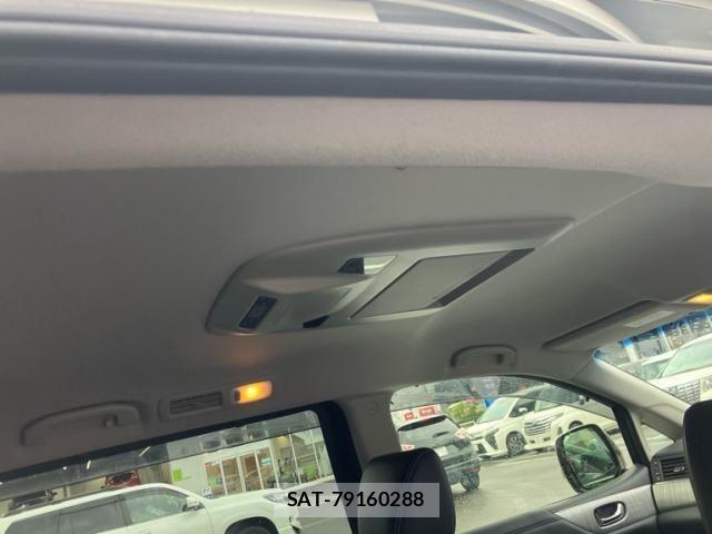 Nissan ELGRAND 2014-05 8741919-14