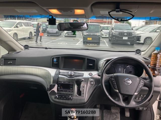 Nissan ELGRAND 2014-05 8741919-15