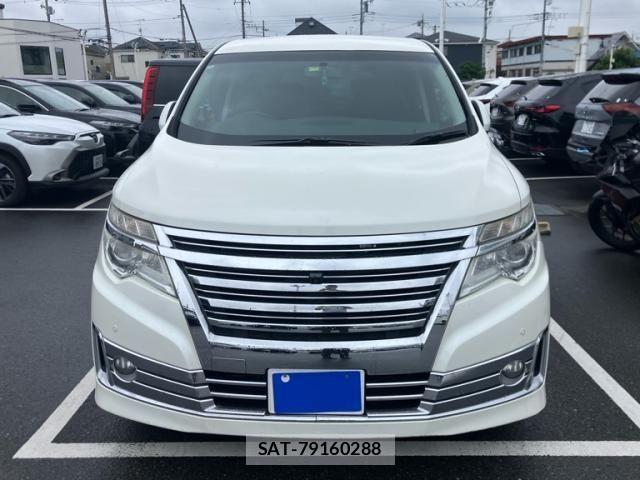 Nissan ELGRAND 2014-05 8741919-1