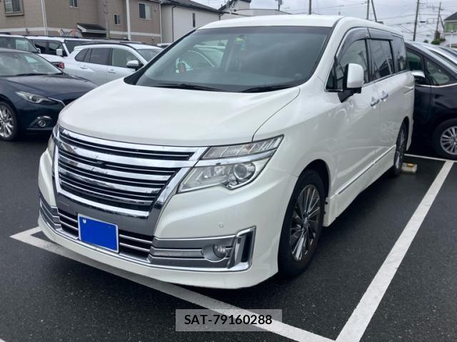 Nissan ELGRAND 2014-05 8741919-2
