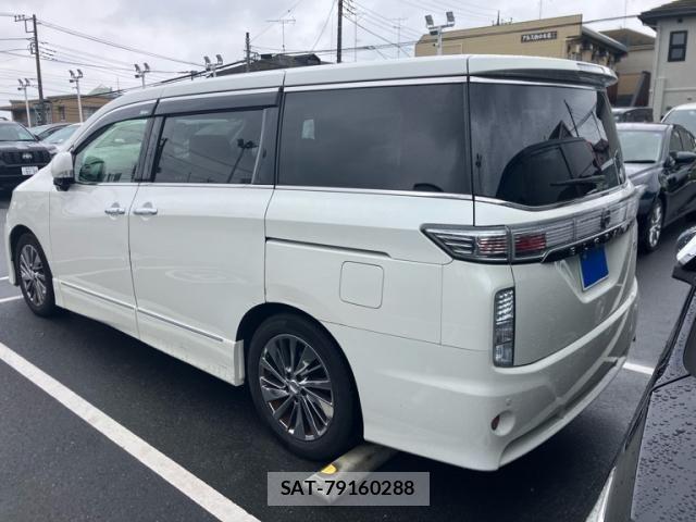 Nissan ELGRAND 2014-05 8741919-4