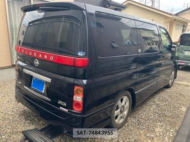 Nissan ELGRAND 2007-10 8741926-3