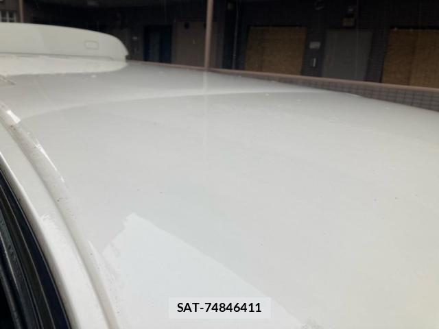 Nissan ELGRAND 2009-03 8741921-12