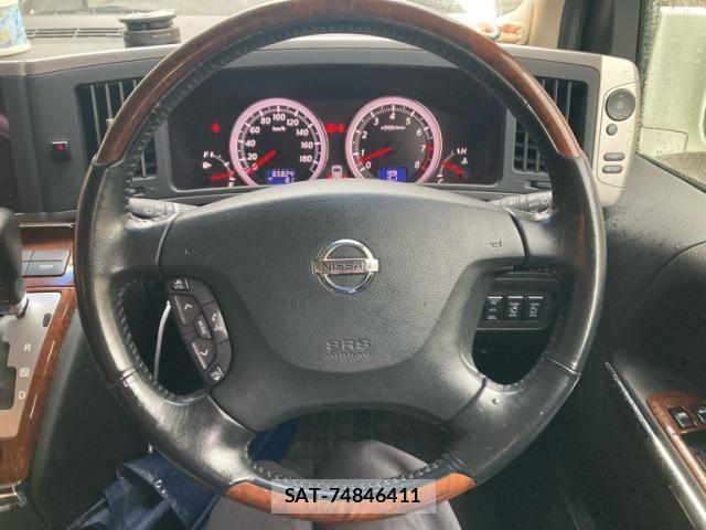 Nissan ELGRAND 2009-03 8741921-18