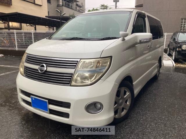 Nissan ELGRAND 2009-03 8741921-2