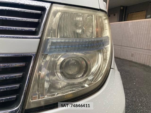 Nissan ELGRAND 2009-03 8741921-5