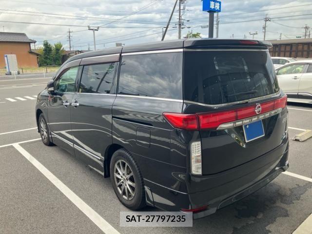 Nissan ELGRAND 2010-08 8741924-2
