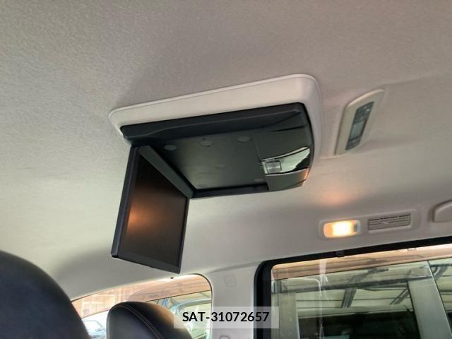 Nissan ELGRAND 2012-04 8741923-15