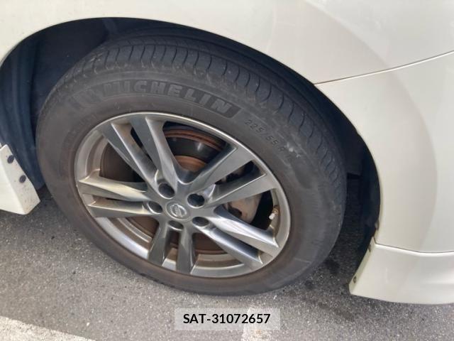 Nissan ELGRAND 2012-04 8741923-3
