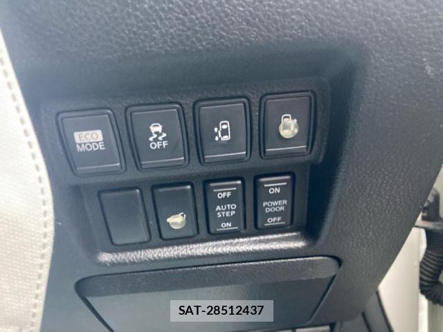 Nissan ELGRAND 2012-02 8741925-15