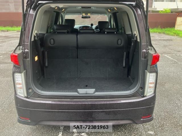 Nissan ELGRAND 2012-05 8741927-9