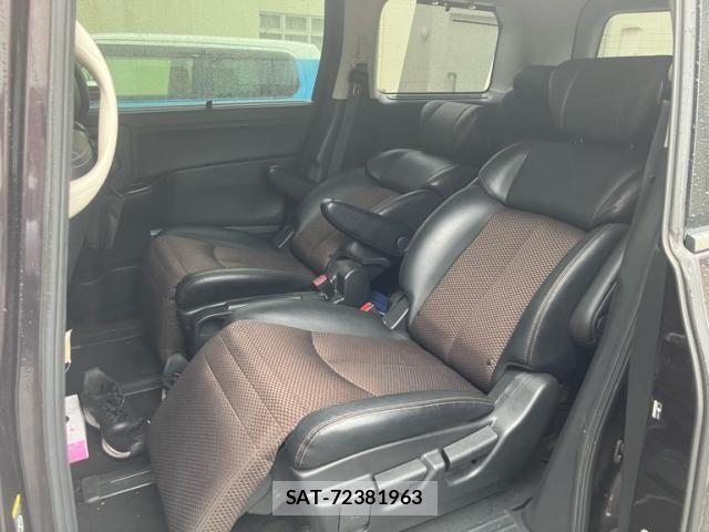 Nissan ELGRAND 2012-05 8741927-15