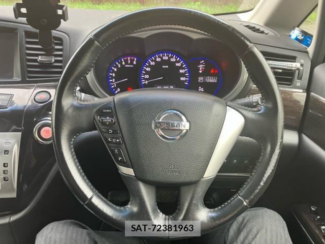 Nissan ELGRAND 2012-05 8741927-17
