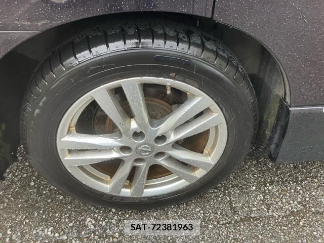 Nissan ELGRAND 2012-05 8741927-7