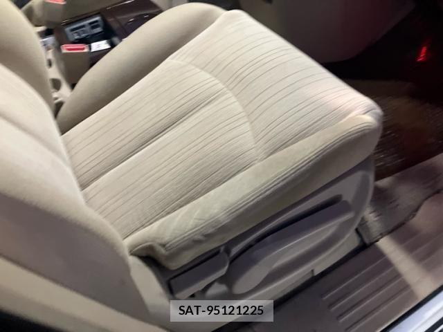 Nissan ELGRAND 2013-01 8741918-9