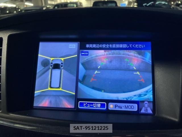 Nissan ELGRAND 2013-01 8741918-13