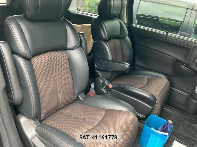 Nissan ELGRAND 2013-01 8741936-12