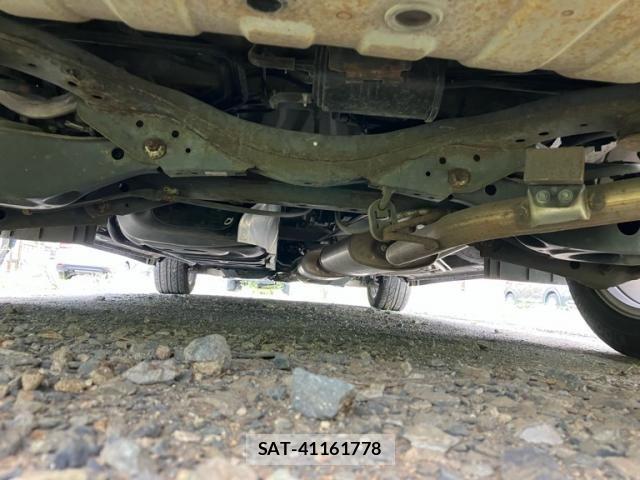 Nissan ELGRAND 2013-01 8741936-8