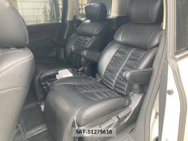 Nissan ELGRAND 2012-03 8741929-13