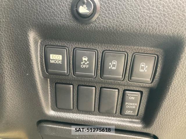 Nissan ELGRAND 2012-03 8741929-16