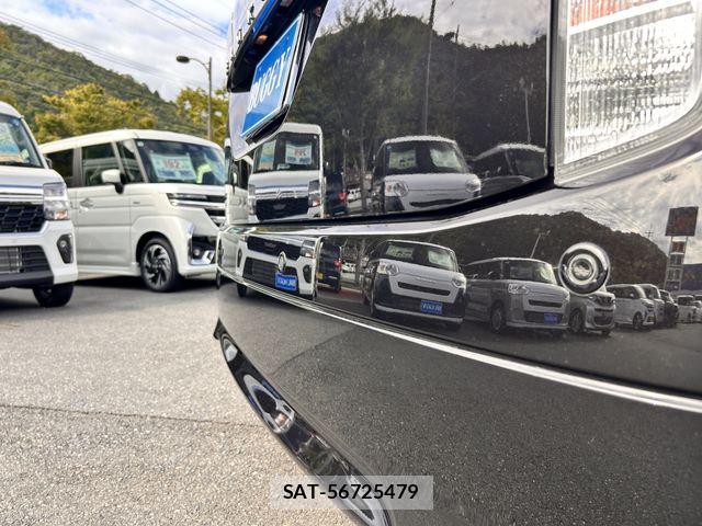 Nissan ELGRAND 2019-01 8741916-24