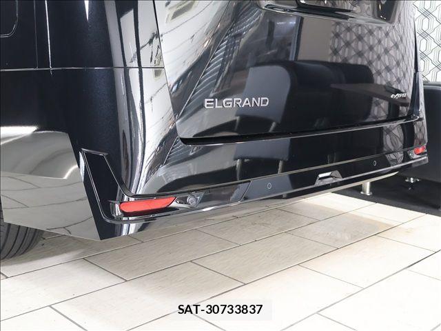 Nissan ELGRAND 2026-08 8780096-18