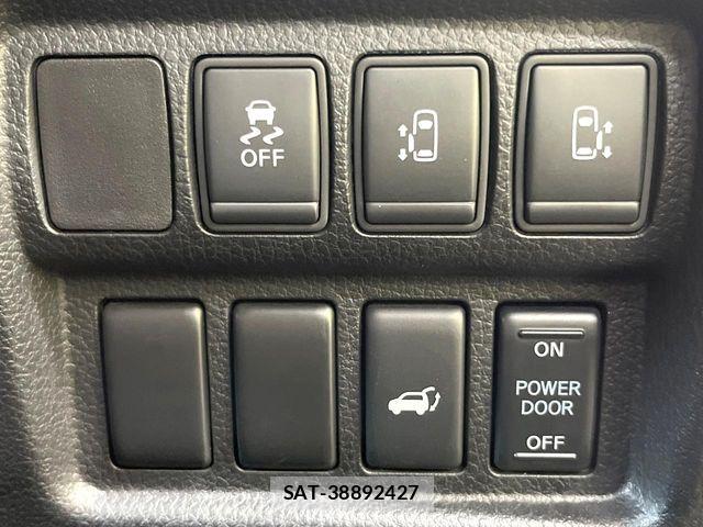 Nissan ELGRAND 2021-07 8780098-5