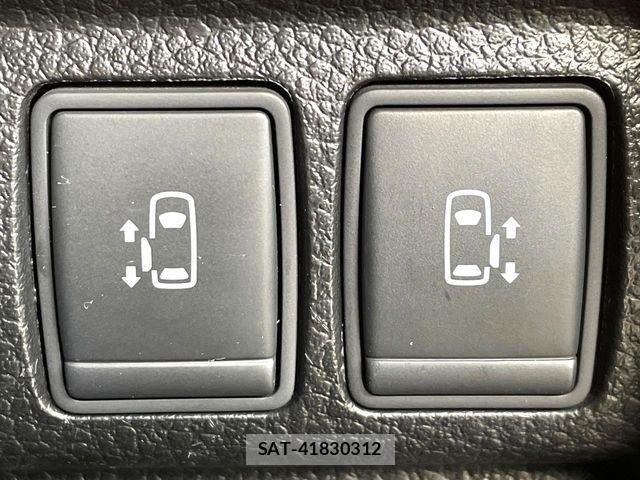Nissan ELGRAND 2018-03 8780100-5