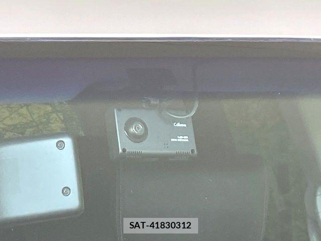 Nissan ELGRAND 2018-03 8780100-6