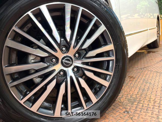Nissan ELGRAND 2025-08 8795870-13