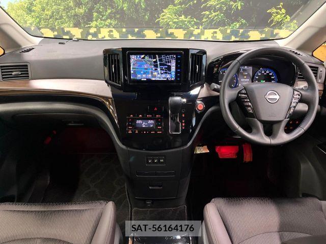 Nissan ELGRAND 2025-08 8795870-1