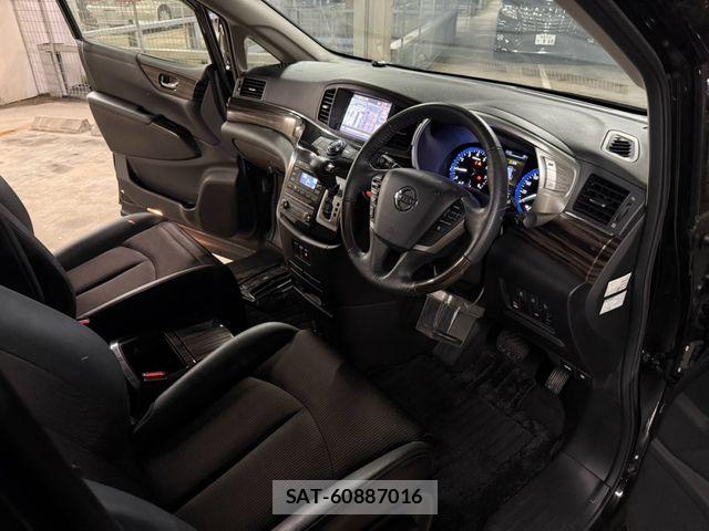 Nissan ELGRAND 2017-08 8795872-1