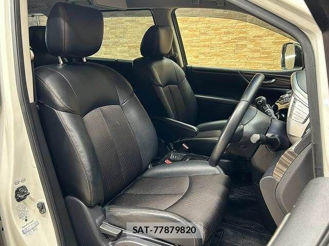 Nissan ELGRAND 2015-12 8795871-9