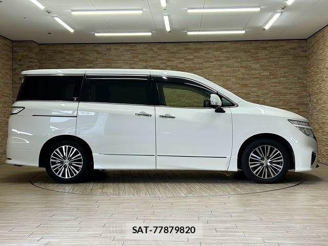 Nissan ELGRAND 2015-12 8795871-17