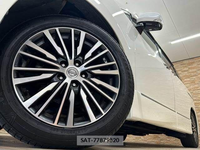 Nissan ELGRAND 2015-12 8795871-18
