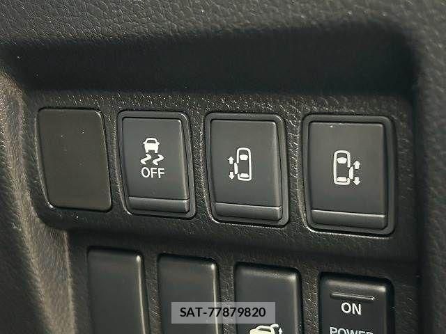Nissan ELGRAND 2015-12 8795871-5