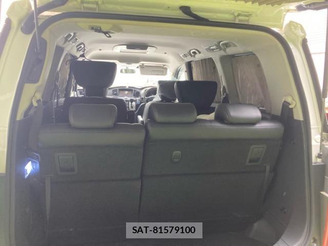 Nissan ELGRAND 2015-02 8795874-9
