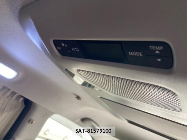 Nissan ELGRAND 2015-02 8795874-18