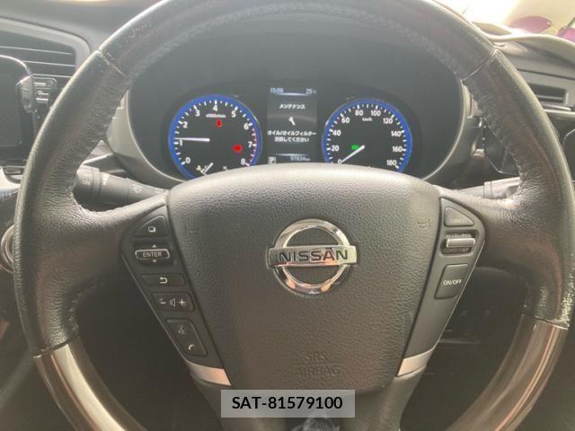 Nissan ELGRAND 2015-02 8795874-23