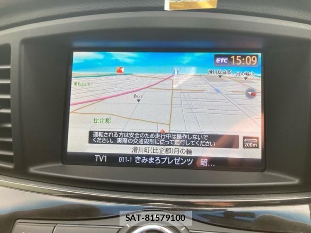 Nissan ELGRAND 2015-02 8795874-26