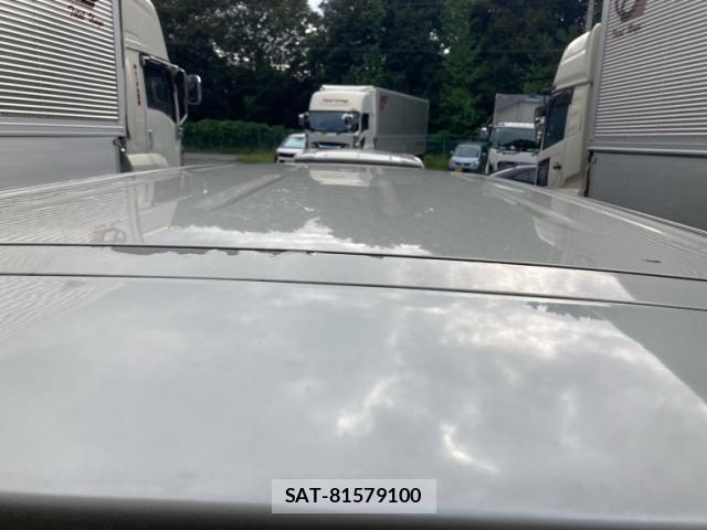 Nissan ELGRAND 2015-02 8795874-6