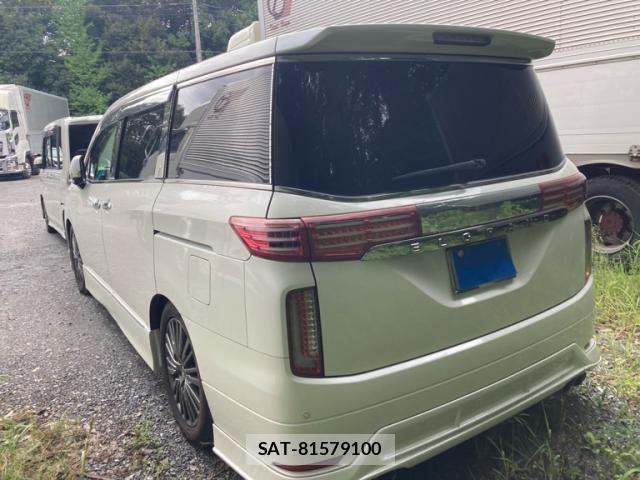 Nissan ELGRAND 2015-02 8795874-8