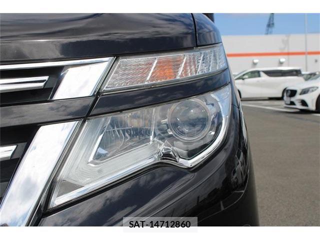 Nissan ELGRAND 2019-02 8795873-16
