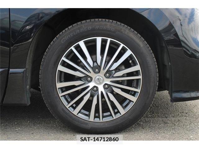 Nissan ELGRAND 2019-02 8795873-24